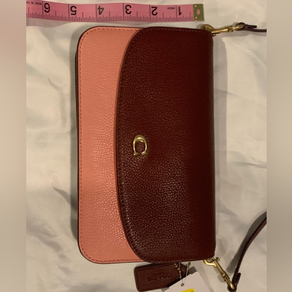 Coach Pink Leather Crossbody Bag - Picture 4 of 10